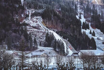 PŚ w Engelbergu: Piątek z treningami kobiet i kwalifikacjami mężczyzn (listy startowe)