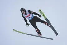 Austriak, Japończyk i Szwajcarka kończą ze skokami