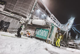 Polacy zjeżdżają spod progu w Ruce