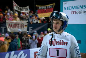 Bartłomiej Deklewa jako Adam Małysz