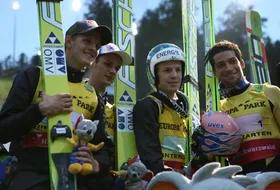 06.08.2011 - Austriaccy skoczkowie na podium w Hin