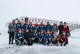 Kadra polskich skoczków przed odlotem z Trondheim