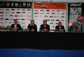 21.12.2010 Konferencja prasowa w Warszawie