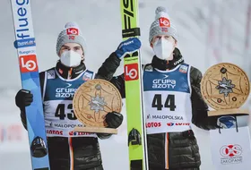 Marius Lindvik i Robert Johansson