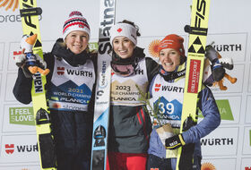 01.03.2023 - Podium MŚ pań w Planicy