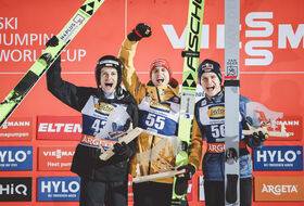 10.12.2023 - Podium PŚ w Klingenthal