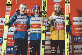 17.12.2023 - Podium PŚ w Engelbergu