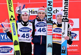 01.03.2026 - Podium PŚ Pań w Hinzenbach