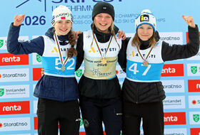 04.03.2026 - Podium pań MŚJ w Lillehammer