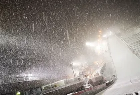 Śnieg na skoczni w Sapporo