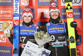 Marius Lindvik i Robert Johansson