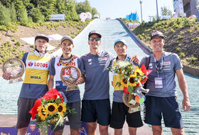 Kubacki, Wolny, Thurnbichler, Stoch i Noelke