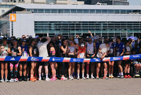 Zawodnicy na starcie Wings For Life World Run 2026