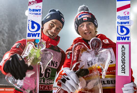 Piotr Żyła i Dawid Kubacki