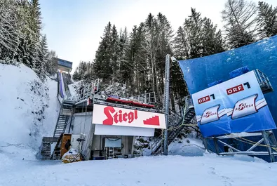 PŚ w Bad Mitterndorf: Piątek z lotami skoczków i dwuboistów (listy startowe)