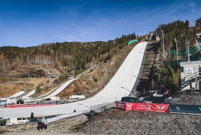 PŚ w Vikersund: Piątek z kwalifikacjami kobiet i mężczyzn (listy startowe)
