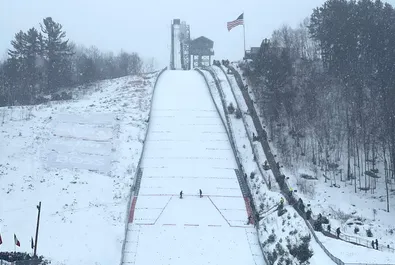 PK w Iron Mountain: Organizatorzy walczą z naturą, trening o 21:00 [TRANSMISJA]