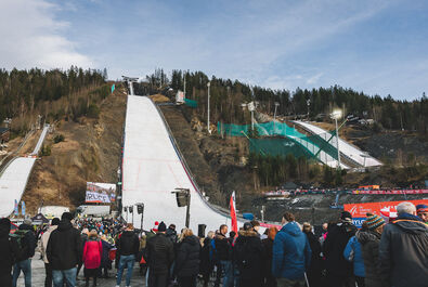 Vikersund oficjalnie gospodarzem MŚ w Lotach 2030. Impas w sprawie MŚ 2031