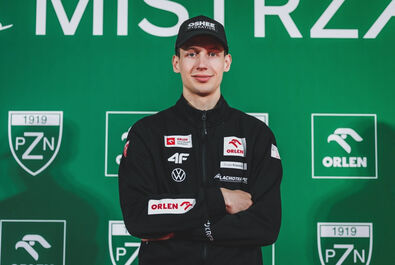 Kacper Tomasiak z wyjątkowym wyróżnieniem 