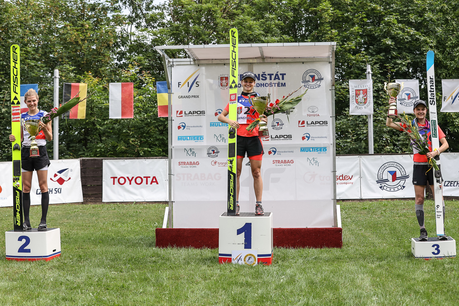 М. Крамер, Н. Крижнар, Э. Клинец