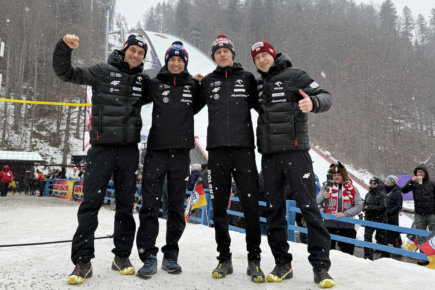 P. Żyła, K. Stoch, D. Kubacki i A. Zniszczoł