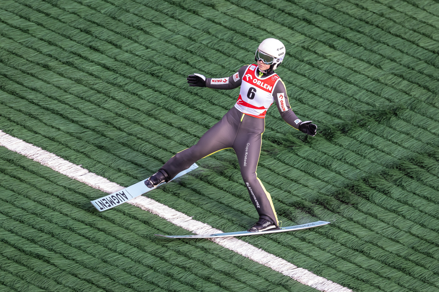 Za niska waga i za długie narty. Anna Twardosz o dyskwalifikacji w Courchevel