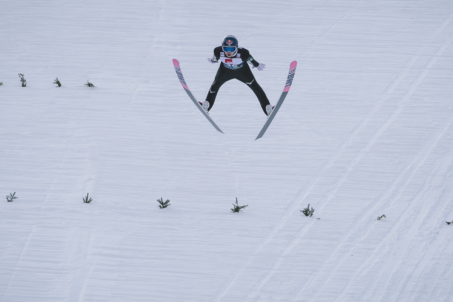 Skoki narciarskie. Nieoficjalnie: Ryoyu Kobayashi pobił rekord świata w Islandii! - Skijumping.pl