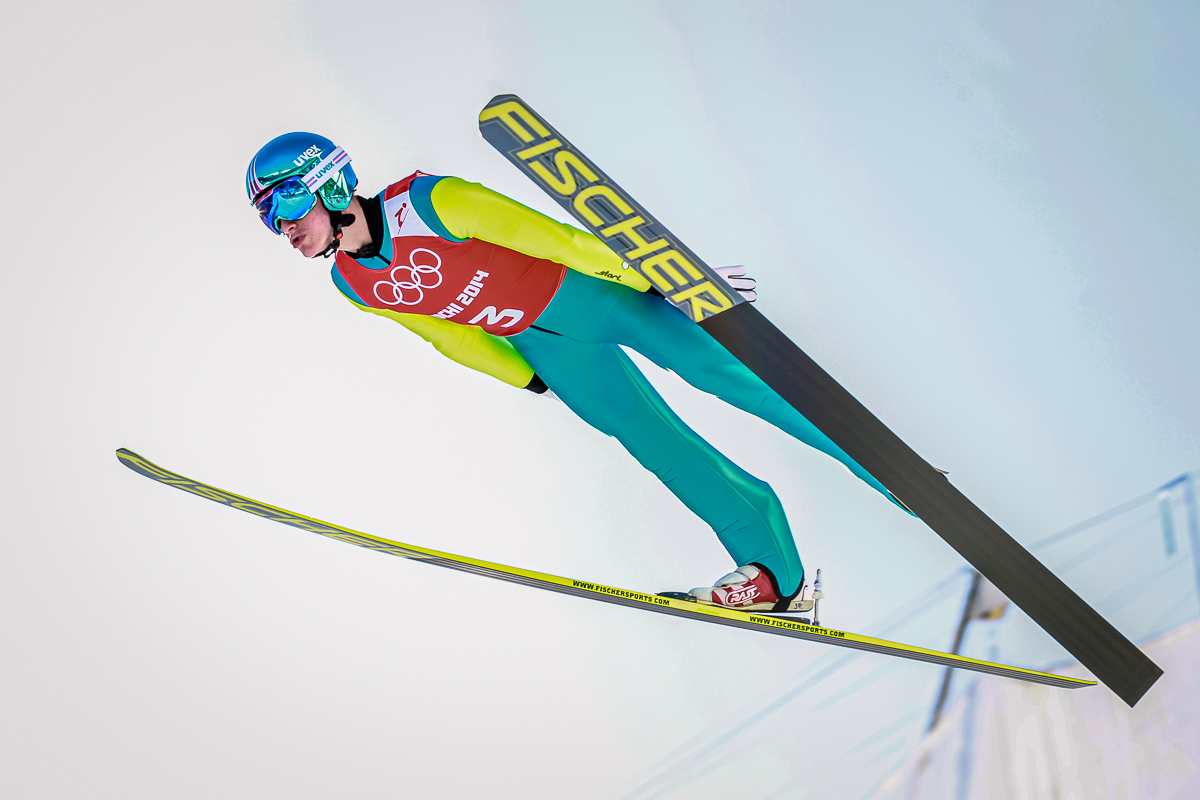 Sărituri cu schiurile.  Olimpicul de la Soci își va încerca mâna la MMA