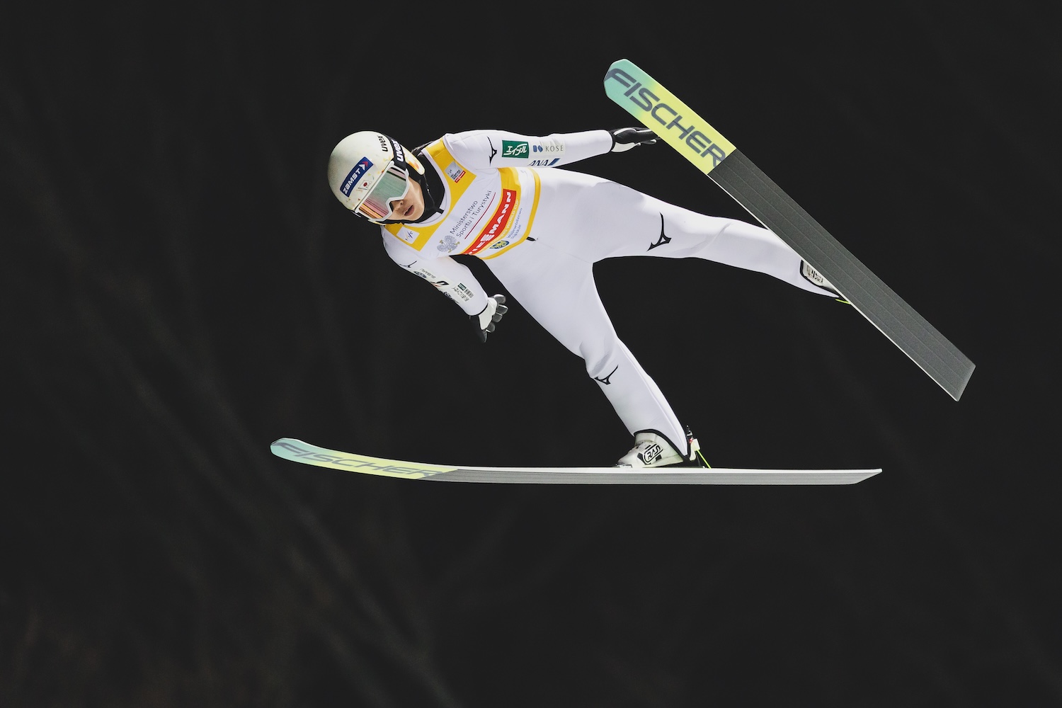 PŚ Pań w Klingenthal: Maruyama liderką na półmetku, Twardosz w finale