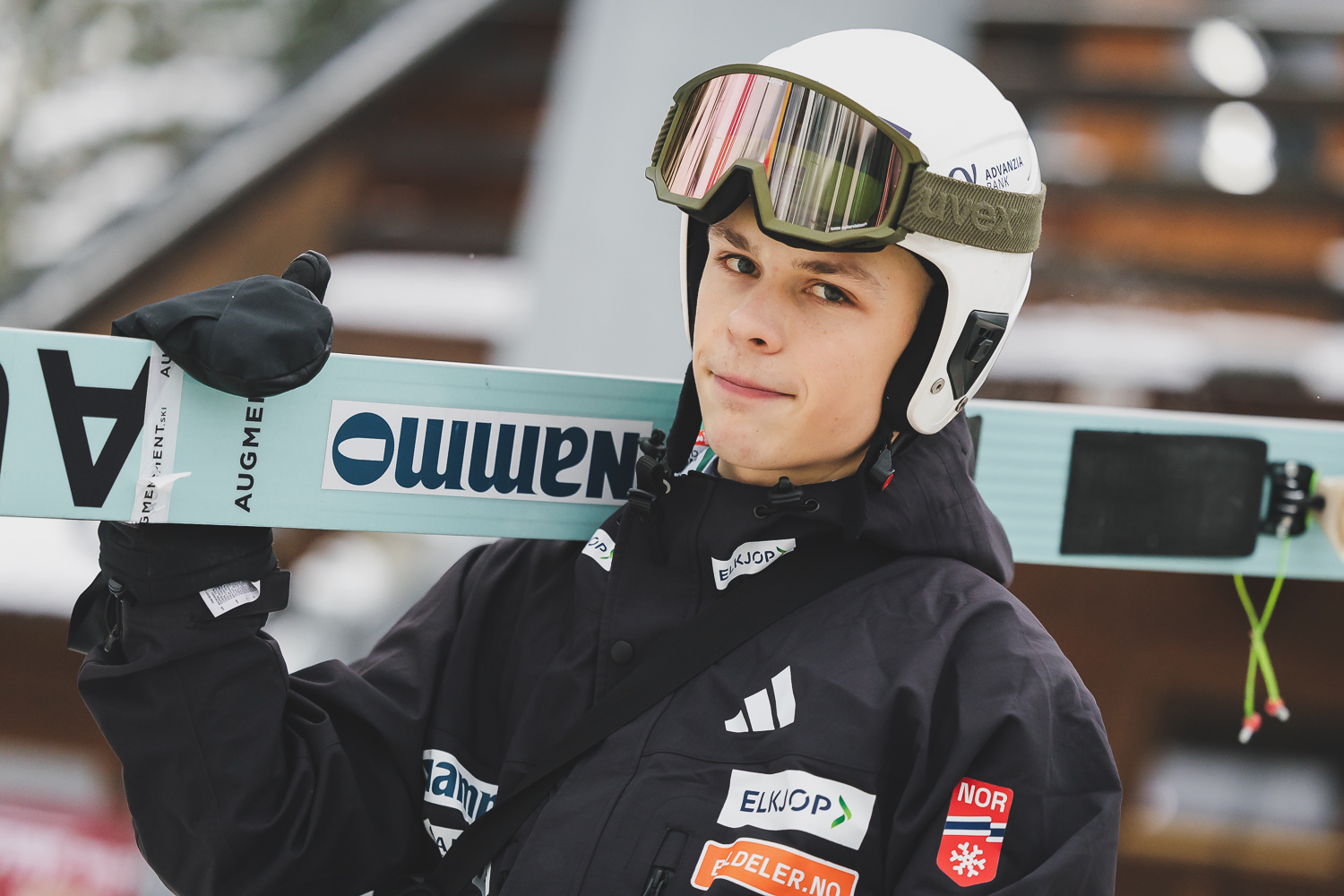 Niedzielna tradycja w Vikersund. Langmo mówi o negocjacjach z trenerem