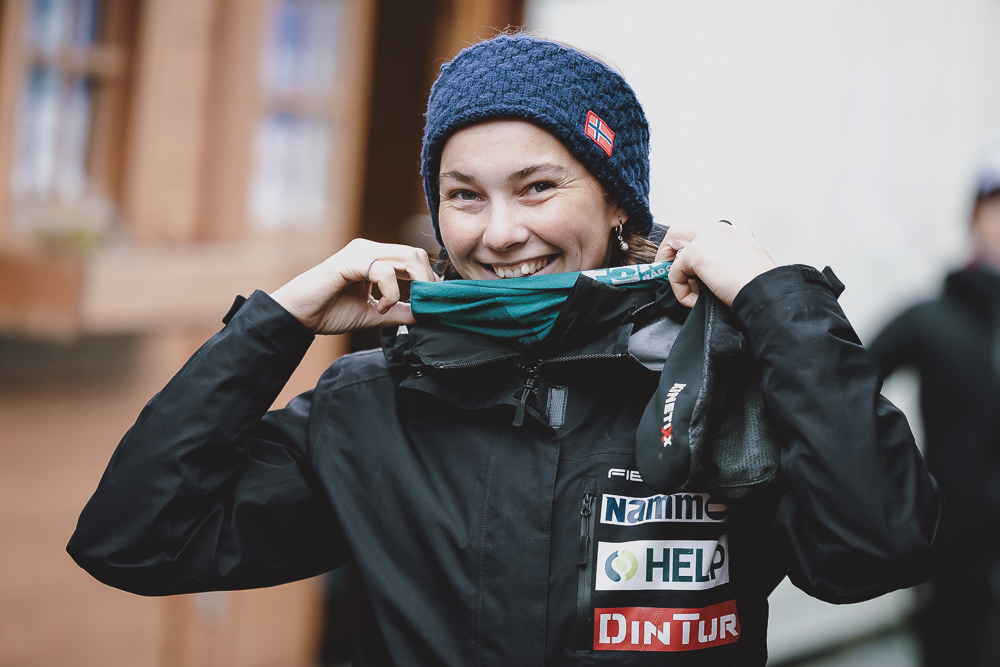 Była rekordzistka świata w długości lotu wznowiła treningi