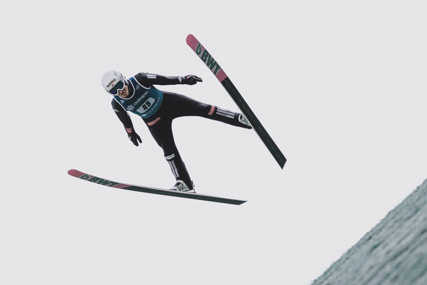 Forfang otworzył igelitową skocznię w rodzinnym mieście