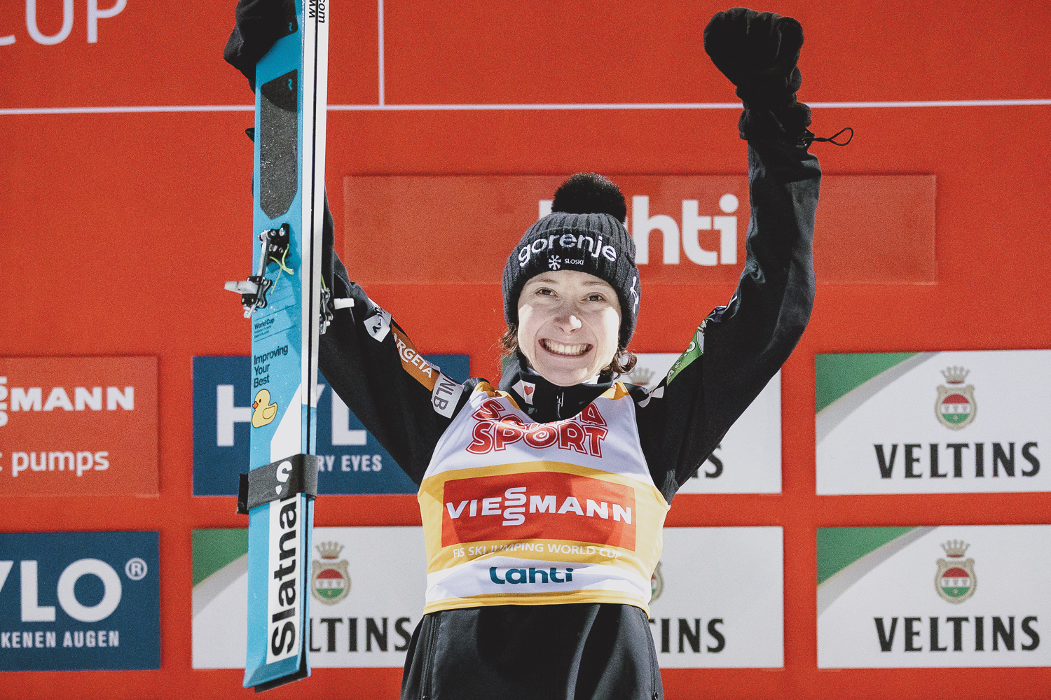 PŚ Pań w Zhangjiakou: Prevc wygrywa jednoseryjny konkurs, Twardosz piętnasta