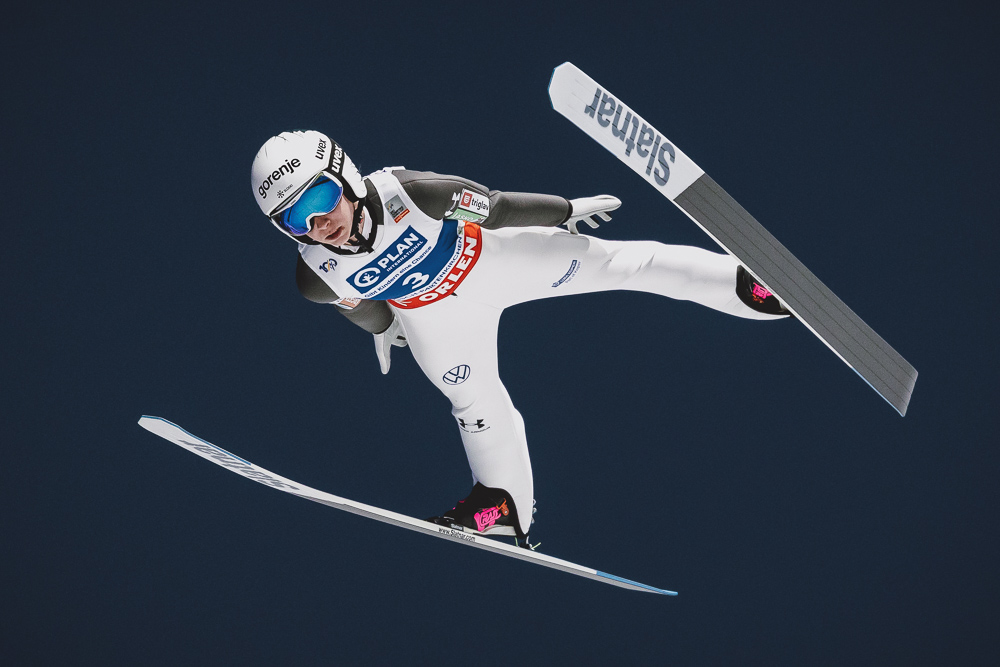 Nocne skoki na Orlen Arenie. Nika Prevc nokautuje rywalki