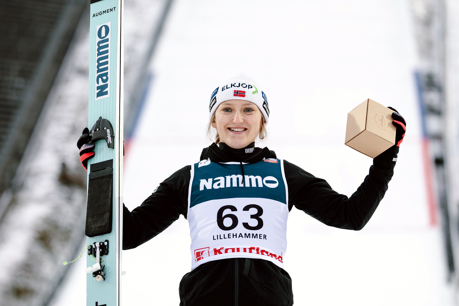 Życiowy sukces Traaserud, wyboisty początek Prevc